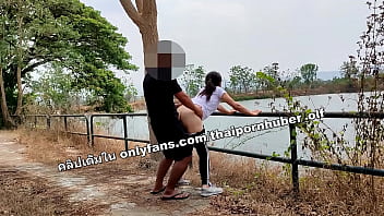 Thai teens fuck at the reservoir